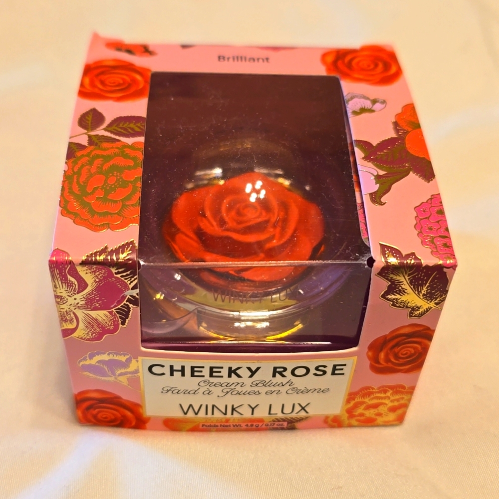Winky Lux rose blush